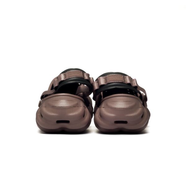 Crocs Echo Clog Truffle 207937-0LF