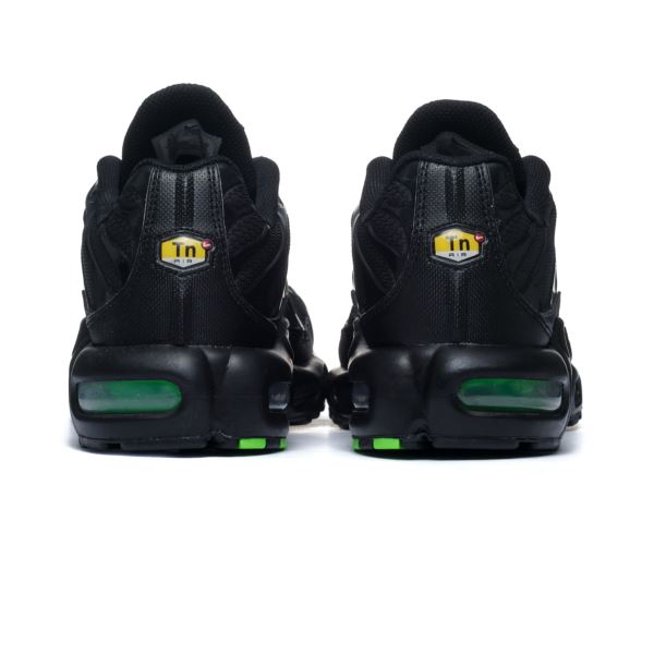 Nike AIR MAX PLUS DM0032-024