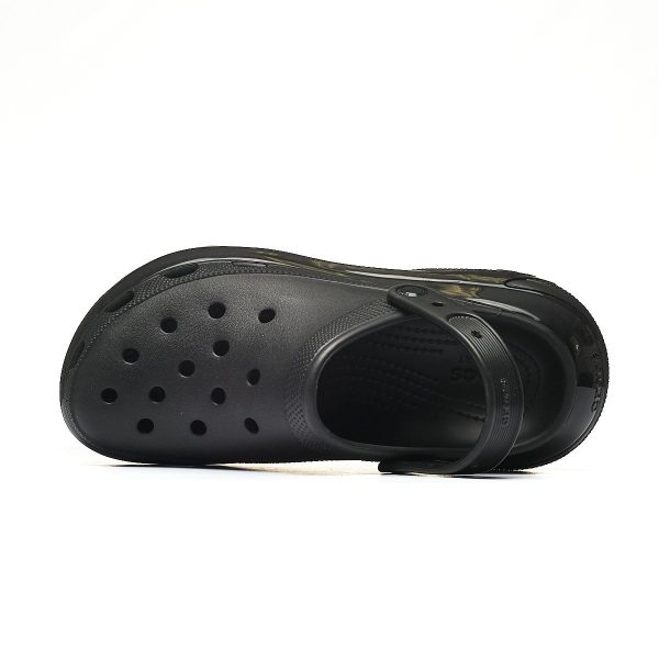Crocs Classic Mega Crush 207988-001