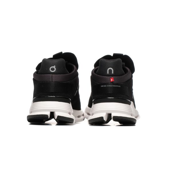 On Running CLOUDNOVA 2699113