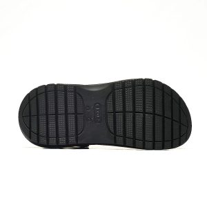 Crocs Classic Mega Crush 207988-001