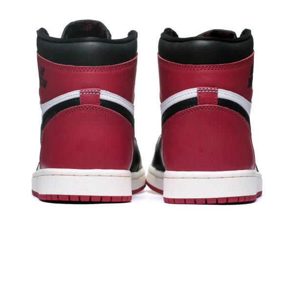 Nike AIR JORDAN 1 RETRO HIGH OG DZ5485-106