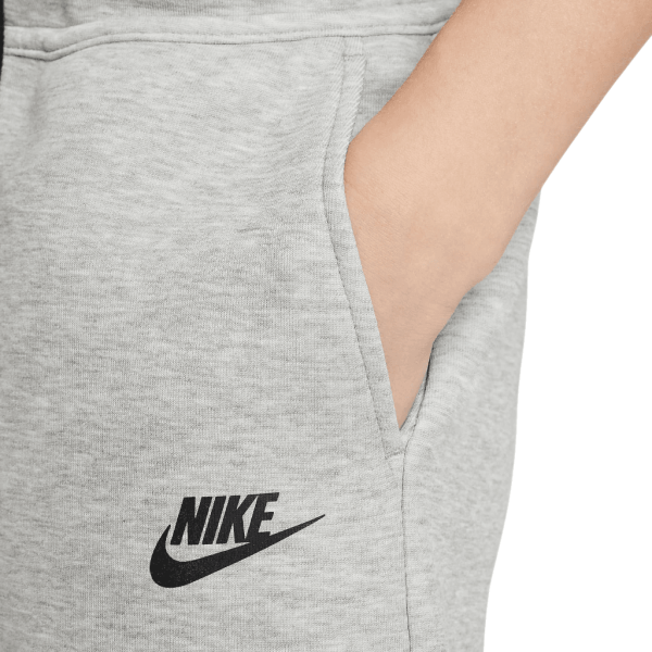 Nike B NSW TECH FC SHORT BOYS FD3289-063