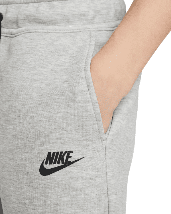 Nike B NSW TECH FC SHORT BOYS FD3289-063