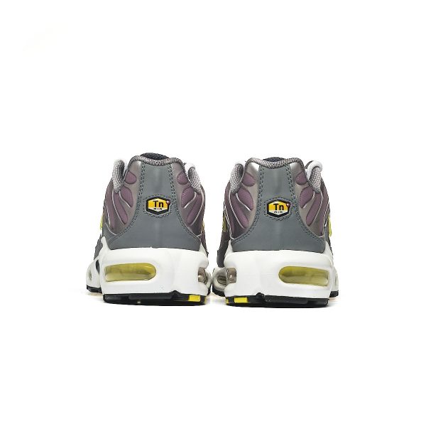 Nike W Air Max Plus FN8007-500