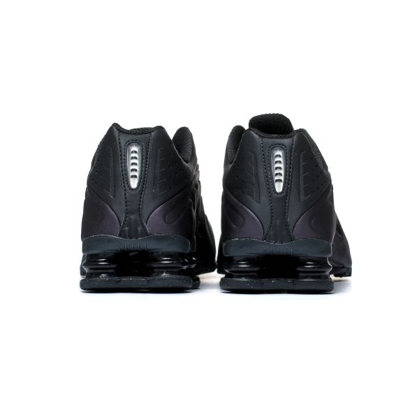 Nike Shox R4 HQ1988-500