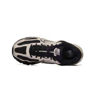 Nike ZOOM VOMERO 5 MET