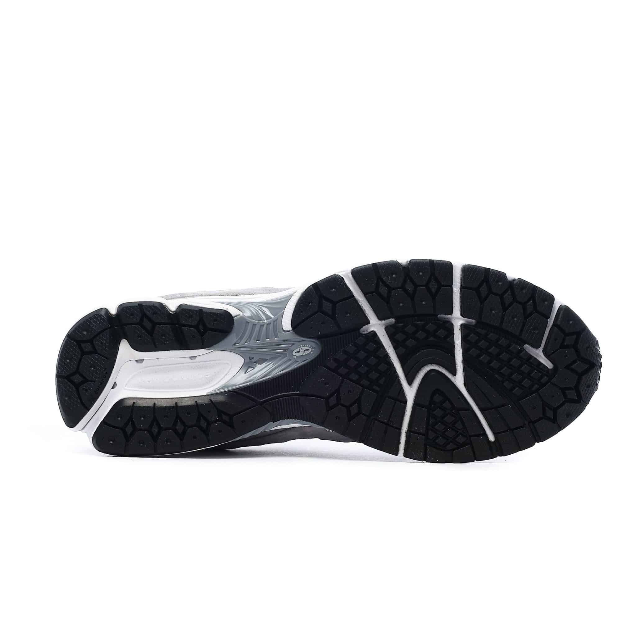 New Balance M2002RST - obrazek 5