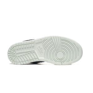 Nike WMNS AIR JORDAN 1 LOW SE CZ0776-300