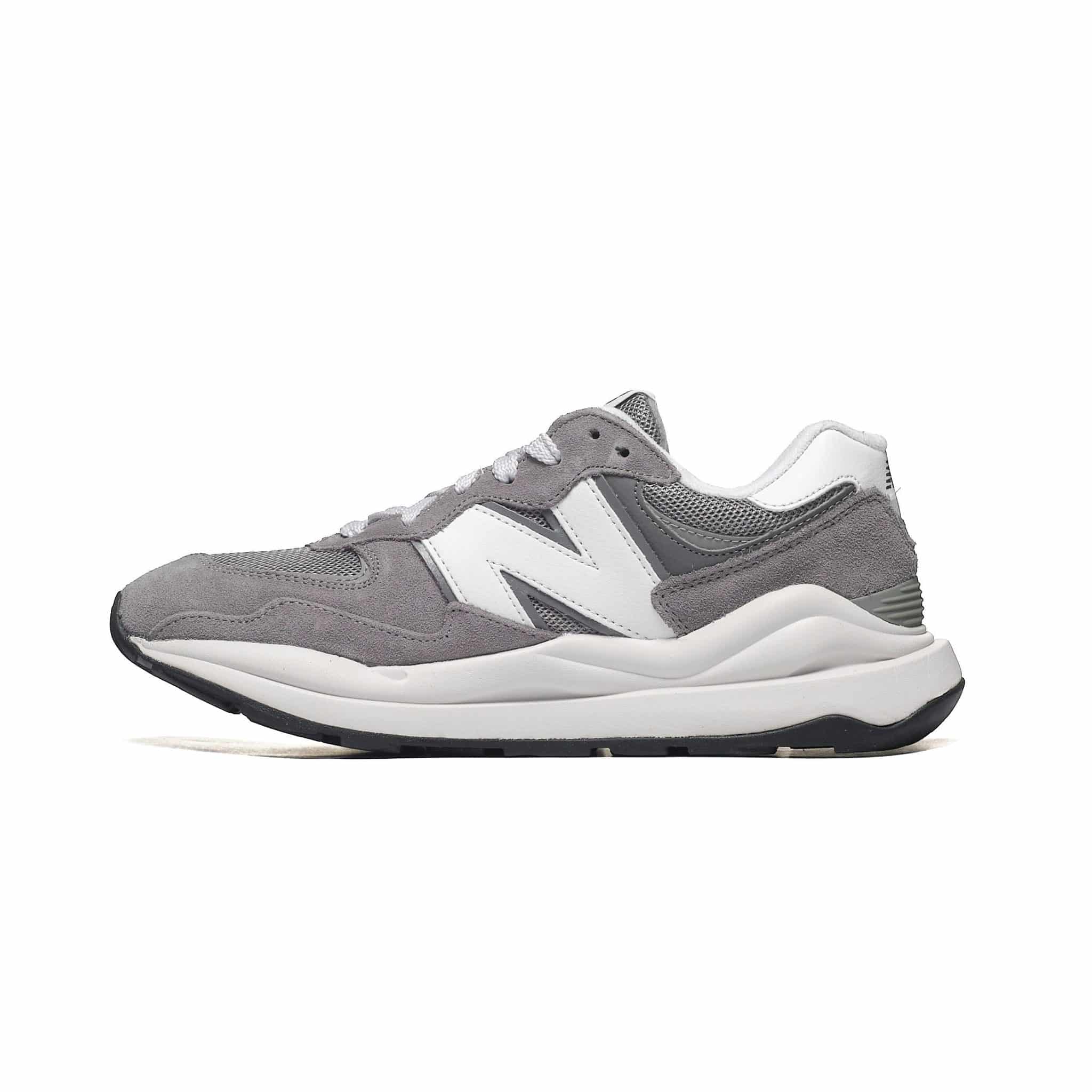 New Balance M5740VPB - obrazek 3