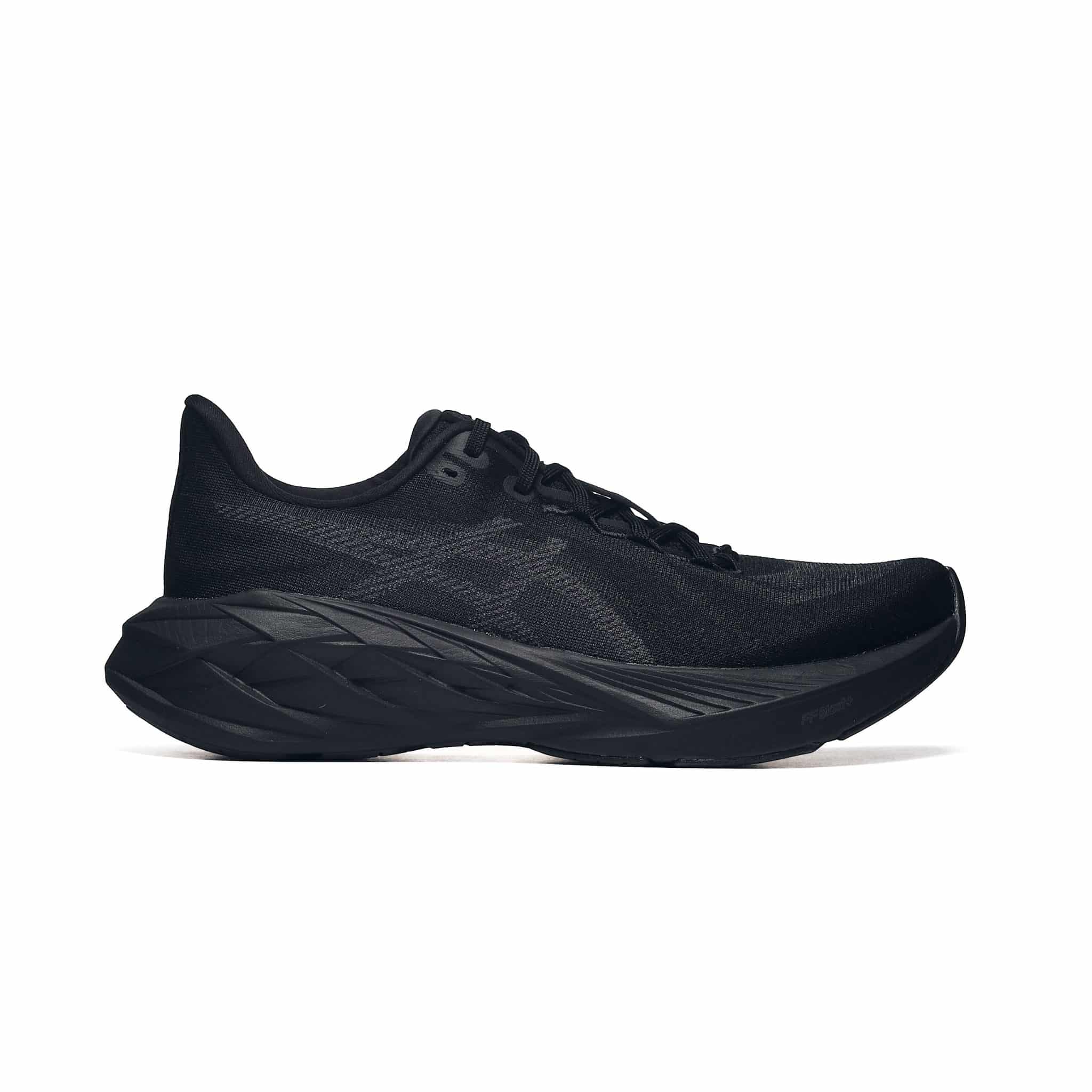 Asics DYNABLAST 6 1011C245-001