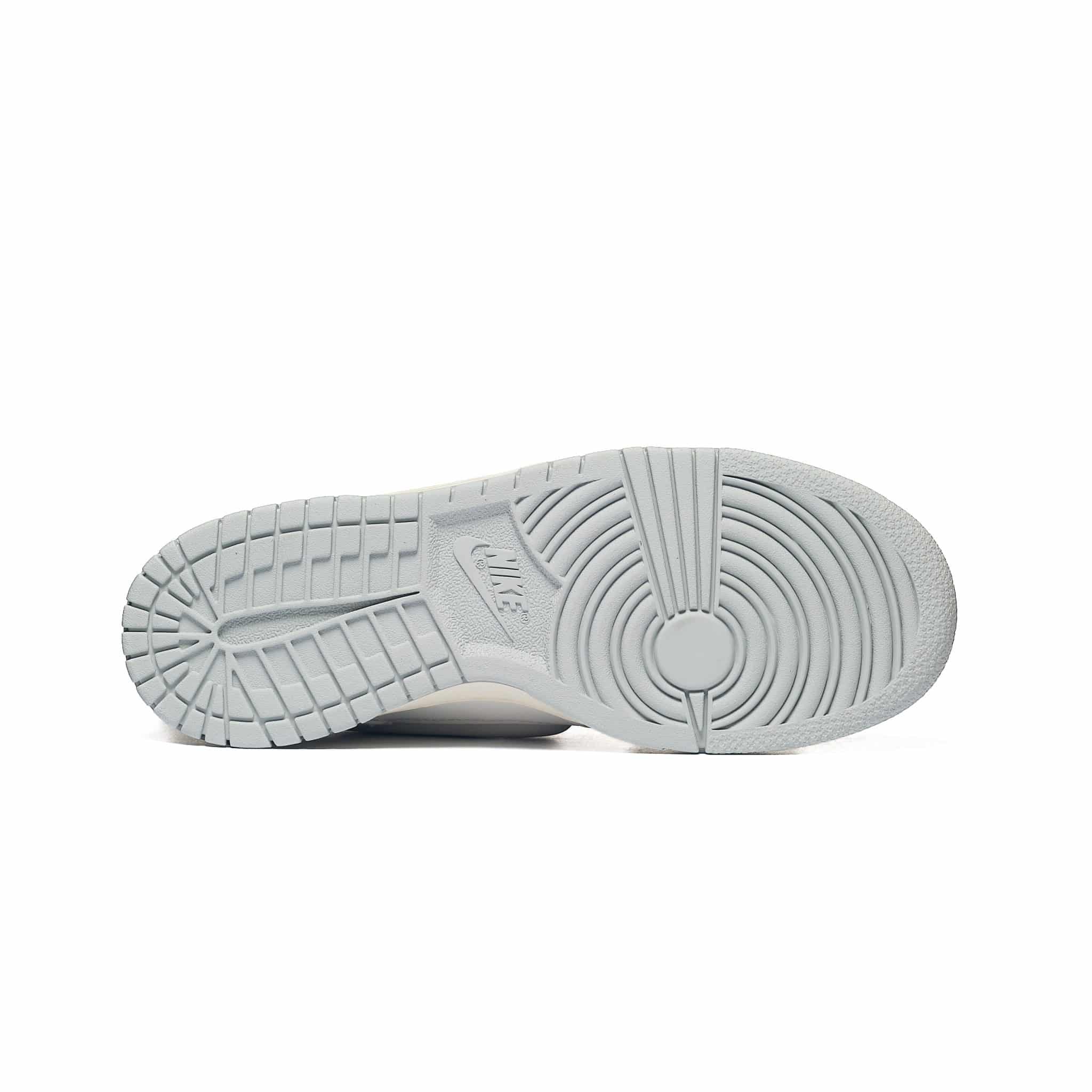 Nike DUNK LOW LV8 BG - obrazek 5